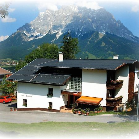 Haus Bergfrieden Lermoos Exterior foto